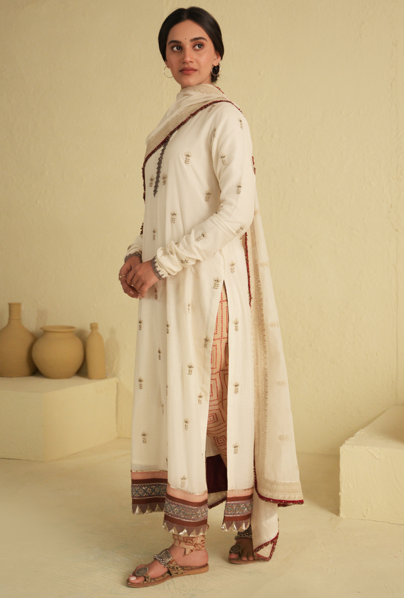 Churidar sleeves outlet kurta