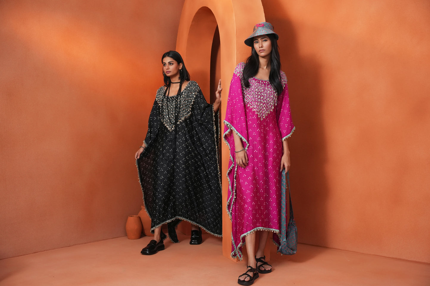 Kachcha Black Bandhej Kaftan